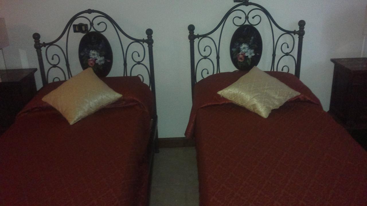 The Mgs Hotel Elpitiya  Δωμάτιο φωτογραφία